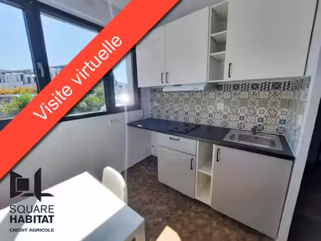 grand studio de 31 m² meublé