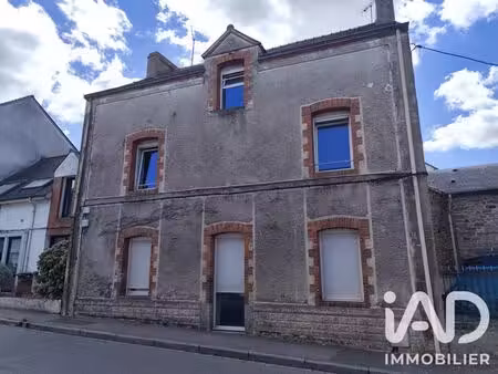 maison de ville à saint-nicolas-de-redon (44460)