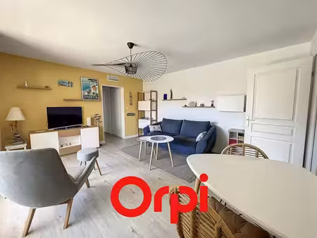 location appartement 3 pièces 67 m² à bandol (83150)