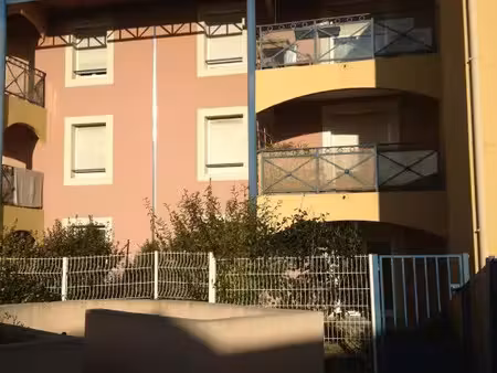 location appartement 3 pièces 73 m² à orange (84100)