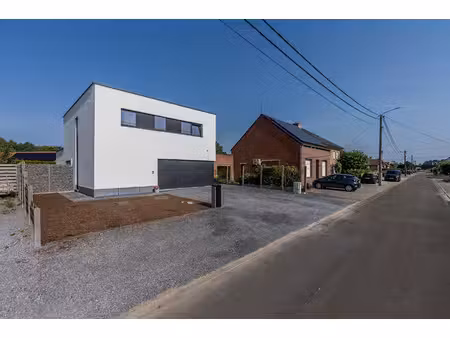 huis te koop in laakdal met 3 slaapkamers