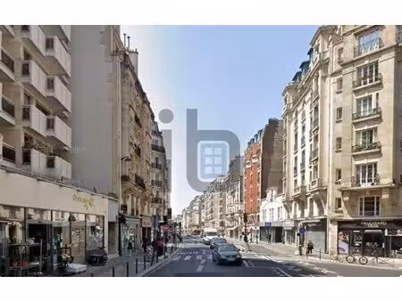 location commerce paris 75015 42m²