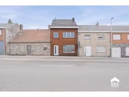 huis te koop in poperinge met 3 slaapkamers