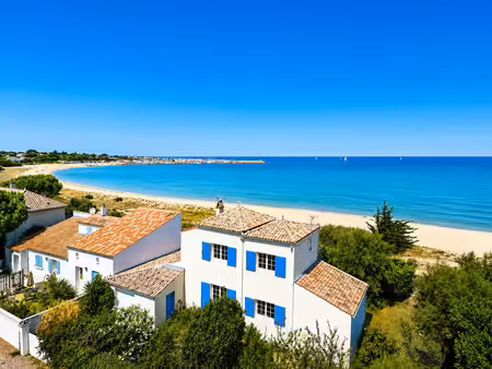 vente maison 6 pièces 90m2 saint-denis-d'oléron 17650 - 615200 € - surface privée