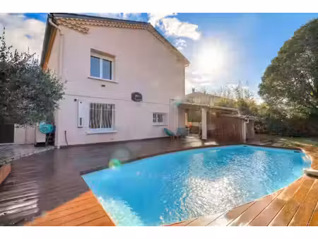 maison 9 pièces - 191 m²