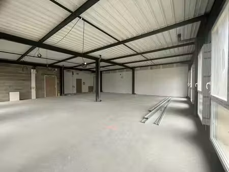 vente bureaux 70 m² à 215 m²