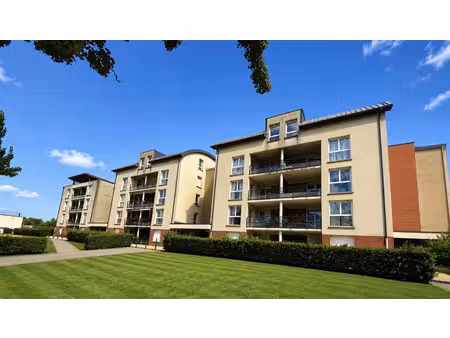 magnifique duplex t3 avec balcon plein sud dans un écrin de verdure