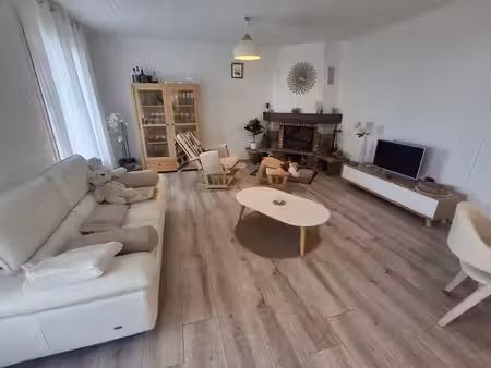 magnifique villa t7 avec piscine chauffée et fermée à la pla