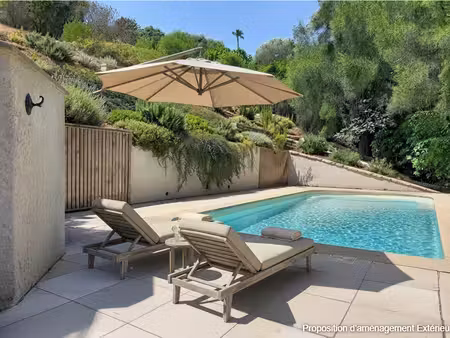 a vendre villa à mougins 5 pièces de 165 m² sur 1335 m² de terrain avec piscine
