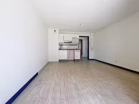 location appartement 1 pièce 42.5 m² à la rochelle (17000)  672 €