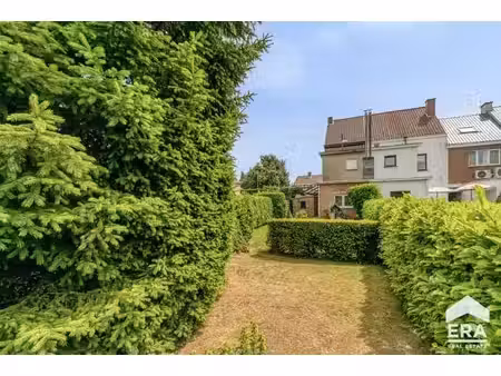 maison chaleureuse à rhode-saint-genèse avec 2ch et jardin!