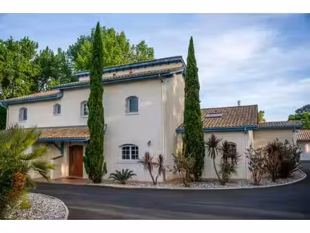 villa de luxe à vendre à tosse