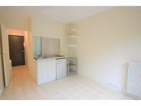 studio rueil malmaison - 1 pièce(s) - 13 m2