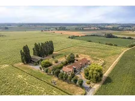 maison d'exception à vendre dans un endroit idyllique à mess