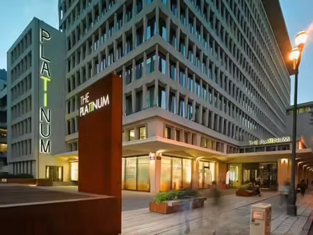 av. louise - prestigious offices for rent as per 588 m²