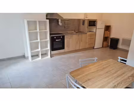 a louer appartement jarnac 49 m² meublé (tout compris)