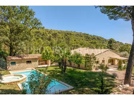 propriété à vendre à saumane-de-vaucluse