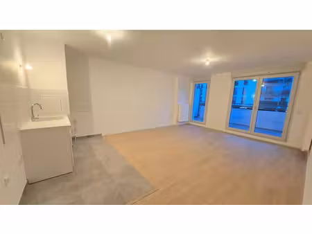 location appartement 2 pièces 43 m² à bezons (95870)  932 €