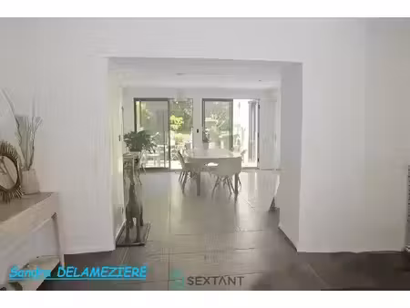 maison avec autonomie de plain-pied  jardin et belle terrasse
