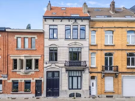 maison à vendre avec terrasse et jardin   uccle (rbw62372)