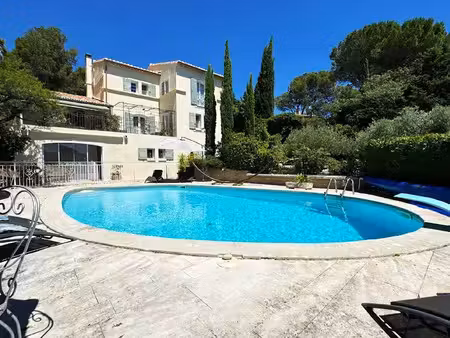 vente maison 8 pièces 235 m² à beaucaire (30300)  829 500 €