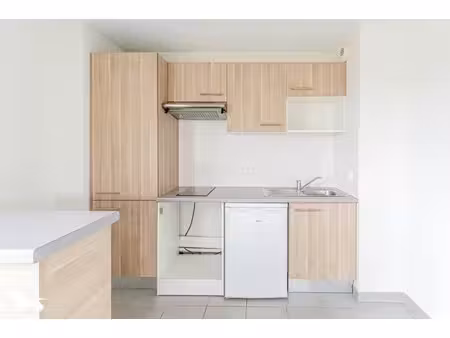 vente appartement 2 pièces 44 m² à le haillan (33185)  169 087 €