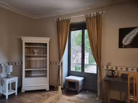 location appartement 1 pièce 25 m² à saint-pavace (72190)