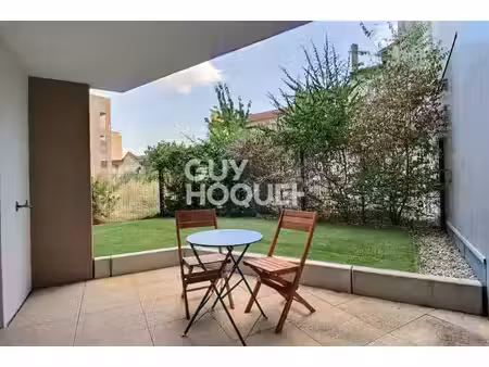 appartement à louer de 2 pièces - terrasse - jardin - garage