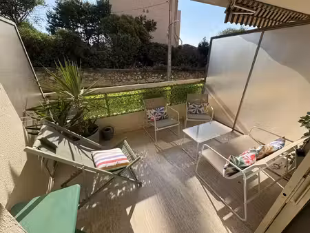 location appartement 2 pièces 51 m² à toulon (83000)