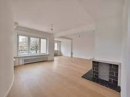tomberg - appart. 2ch. avec terrasse et garage