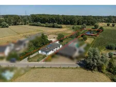 instapklare bungalow op een perceel van ruim 40 are