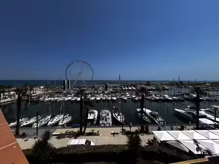 tres bel f4 avec terrasse et garage vue port/ mer / port bar