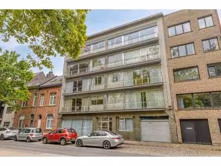 ruim mooi gelegen appartement met 3 slaapkamers