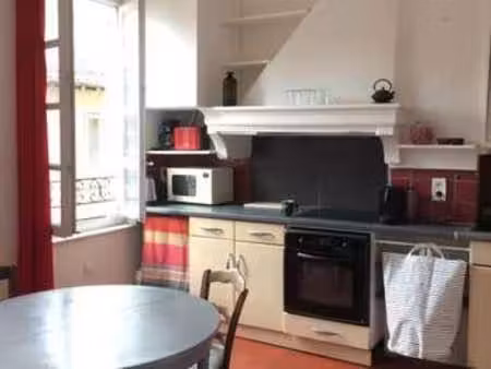 location appartement 3 pièces meublé à avignon (84000) : à louer 3 pièces meublé / 51m² av
