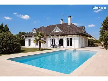 maison 10 pièces 190 m²