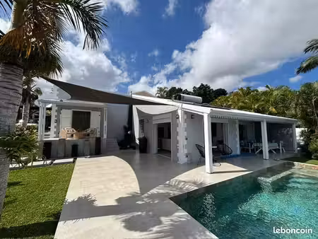 vue imprenable pour cette villa