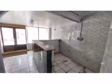vente commerce 3 pièces fontainebleau (77300)