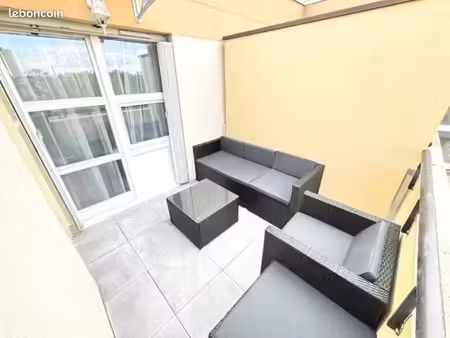 superbe chambre avec balcon  all-inclusive - proche université