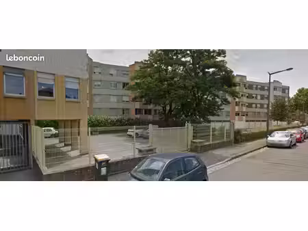 place de parking à louer – 45 /mois – lyon 8e (mermoz-pinel)