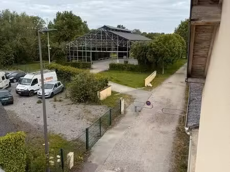 maison meublé 4 chambres jardin sans voisin