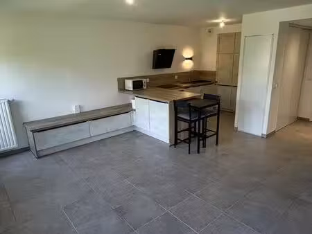appartement meublé t2 49m² - résent- balcon/garage/cave/parking