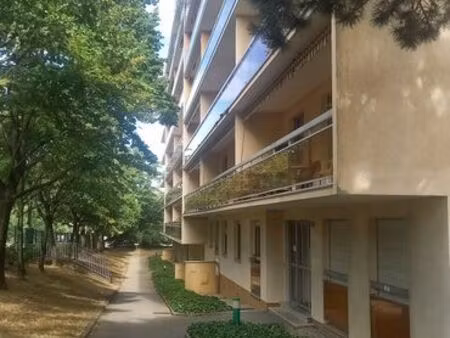 t2 avec balcon  parking et cave – caluire-et-cuire