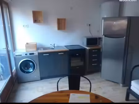 duplex centre ville saint-meen