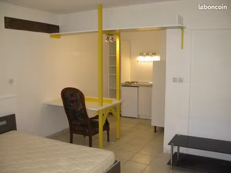loue studio meublé