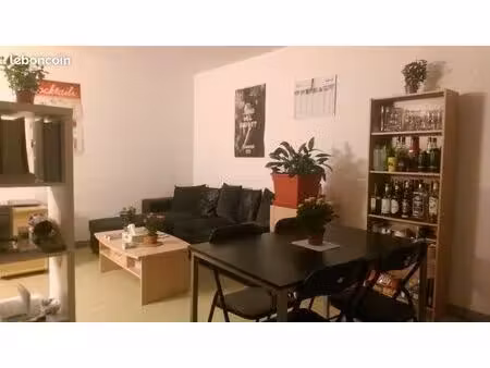 studio à nevers à 5 mn de l'isat