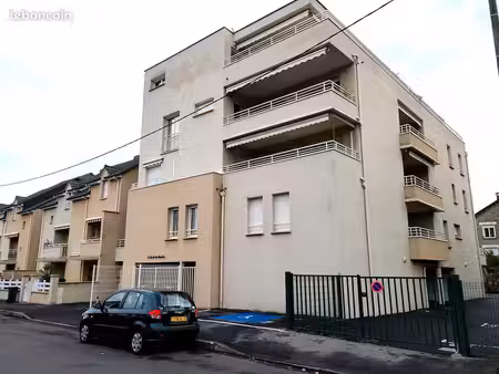 appartement 3 pièces de 64 m² + grande terrasse dans résidence sécurisée  calme  proche ce