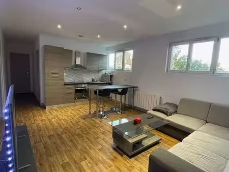 bel appartement rdc 70m2