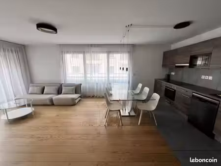 appartement 2 pièces rue montaigne