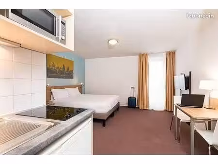 studio 1 pièce 20 m²