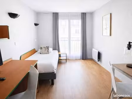 studio 1 pièce 20 m²